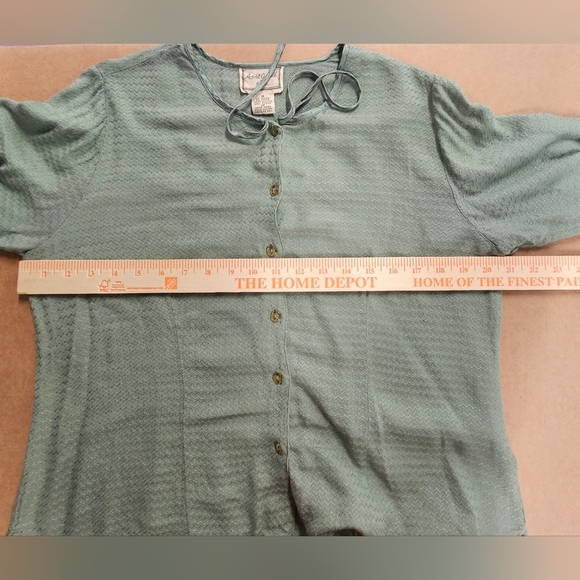April Cornell Front Tie Button Up Sage Green Top 3/4 Sleeve Blouse Size Medium - Picture 10 of 13
